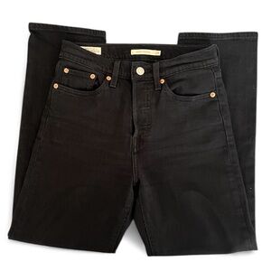 Levi’s Wedgie Straight – Size 25